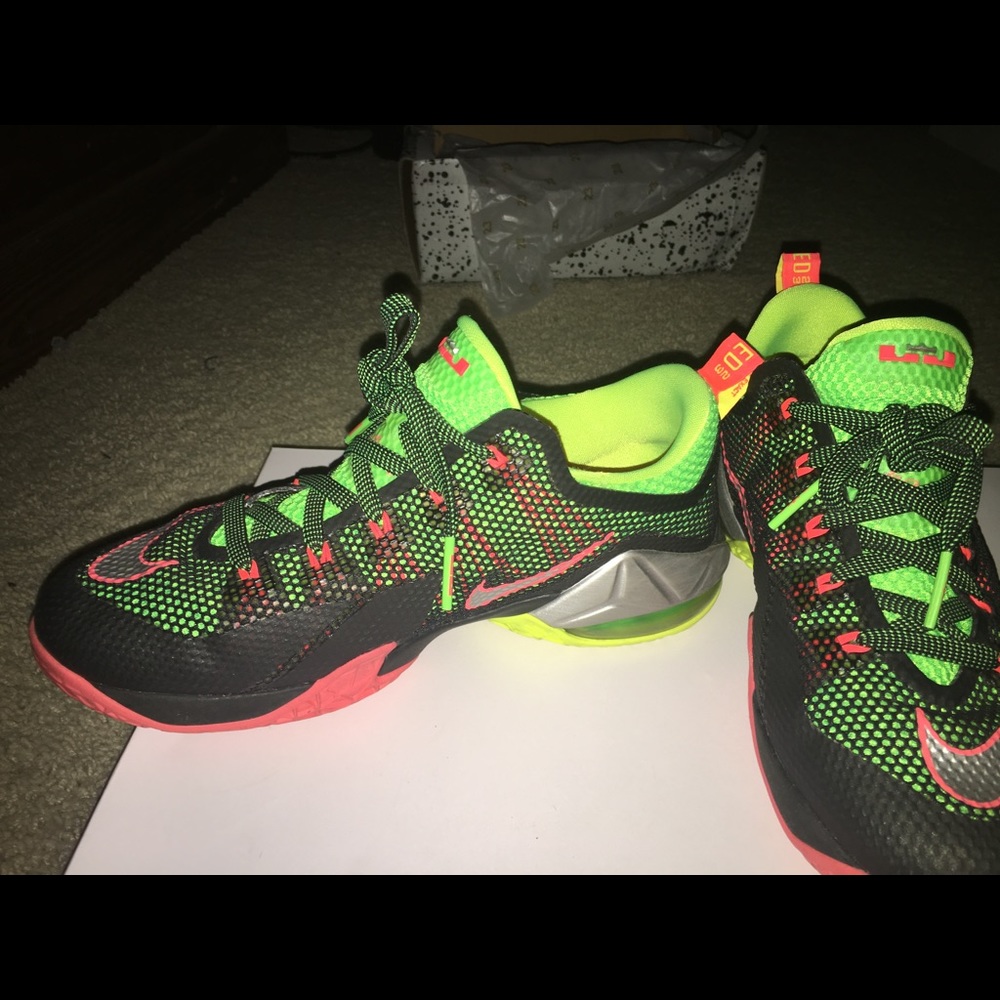 Lebron 12 low 'remix'